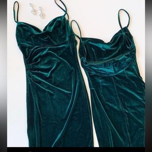 NWT green backless velvet midi dress